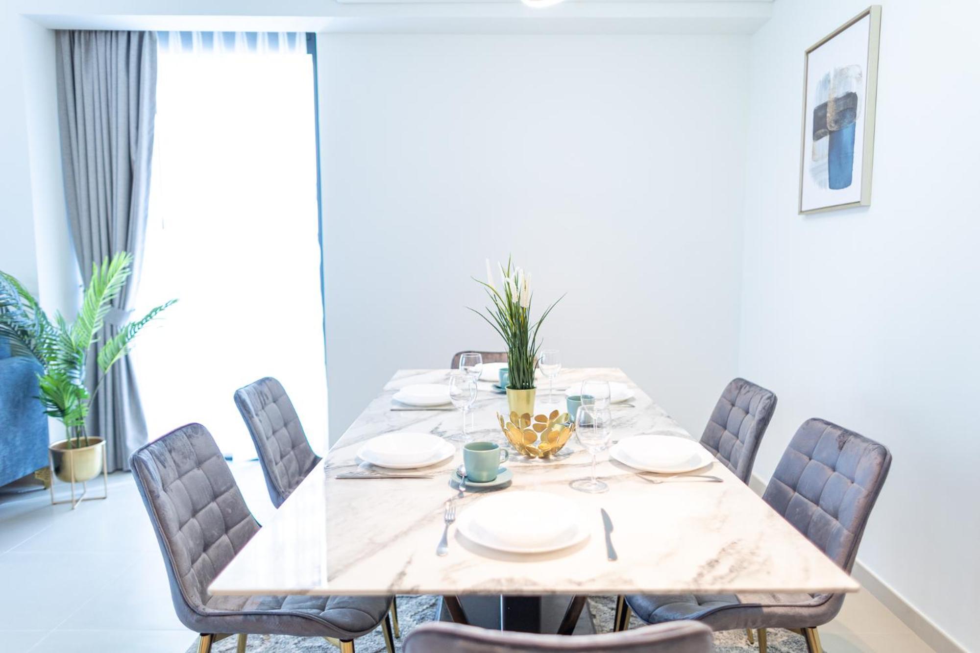 Act One I Act Two By Happy Season Apartment Dubai